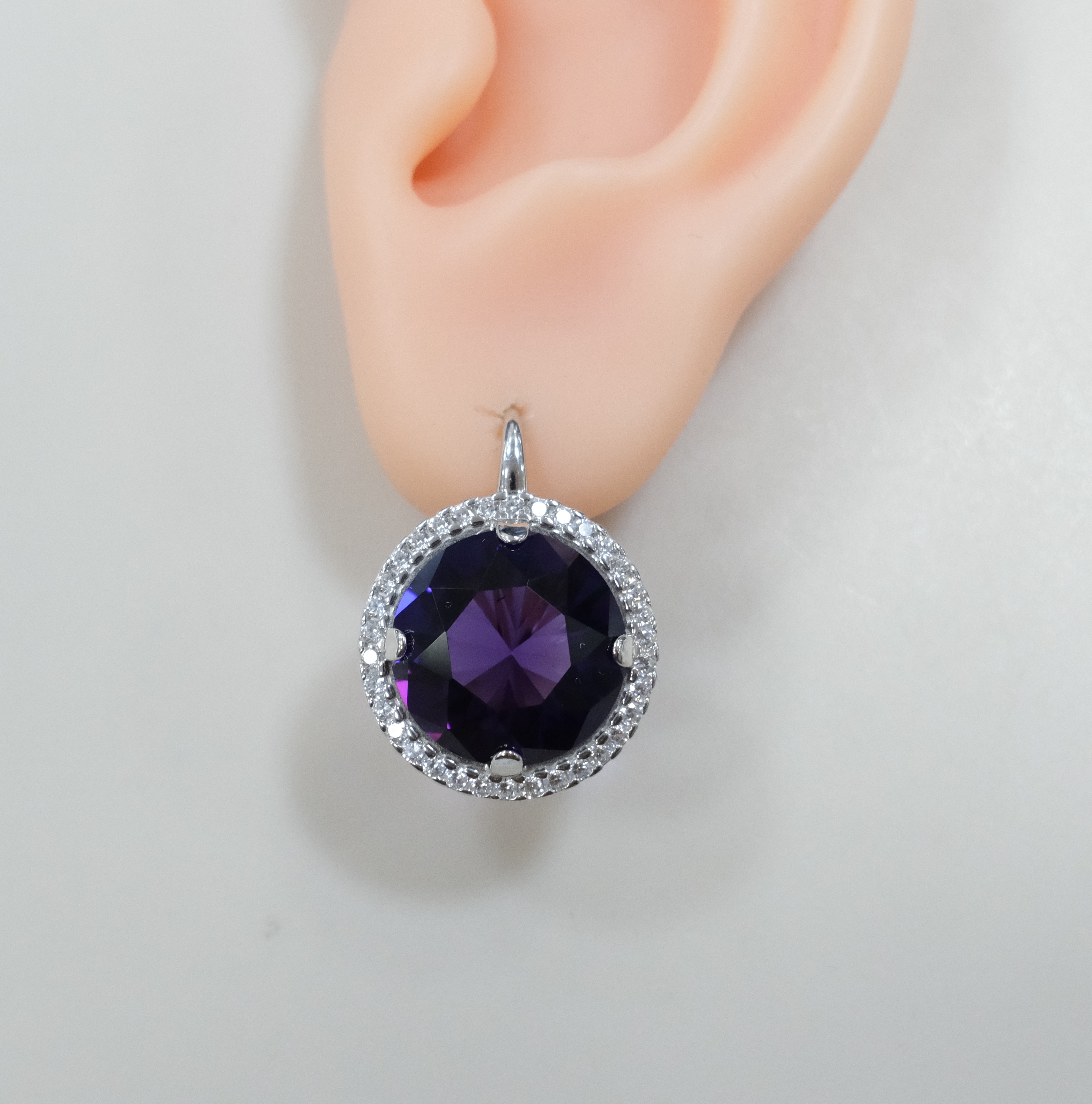 Серебряные серьги с аметистами